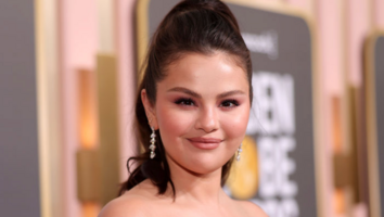 Selena Gomez Announces 'I'm Single!' While Watching a Soccer Game